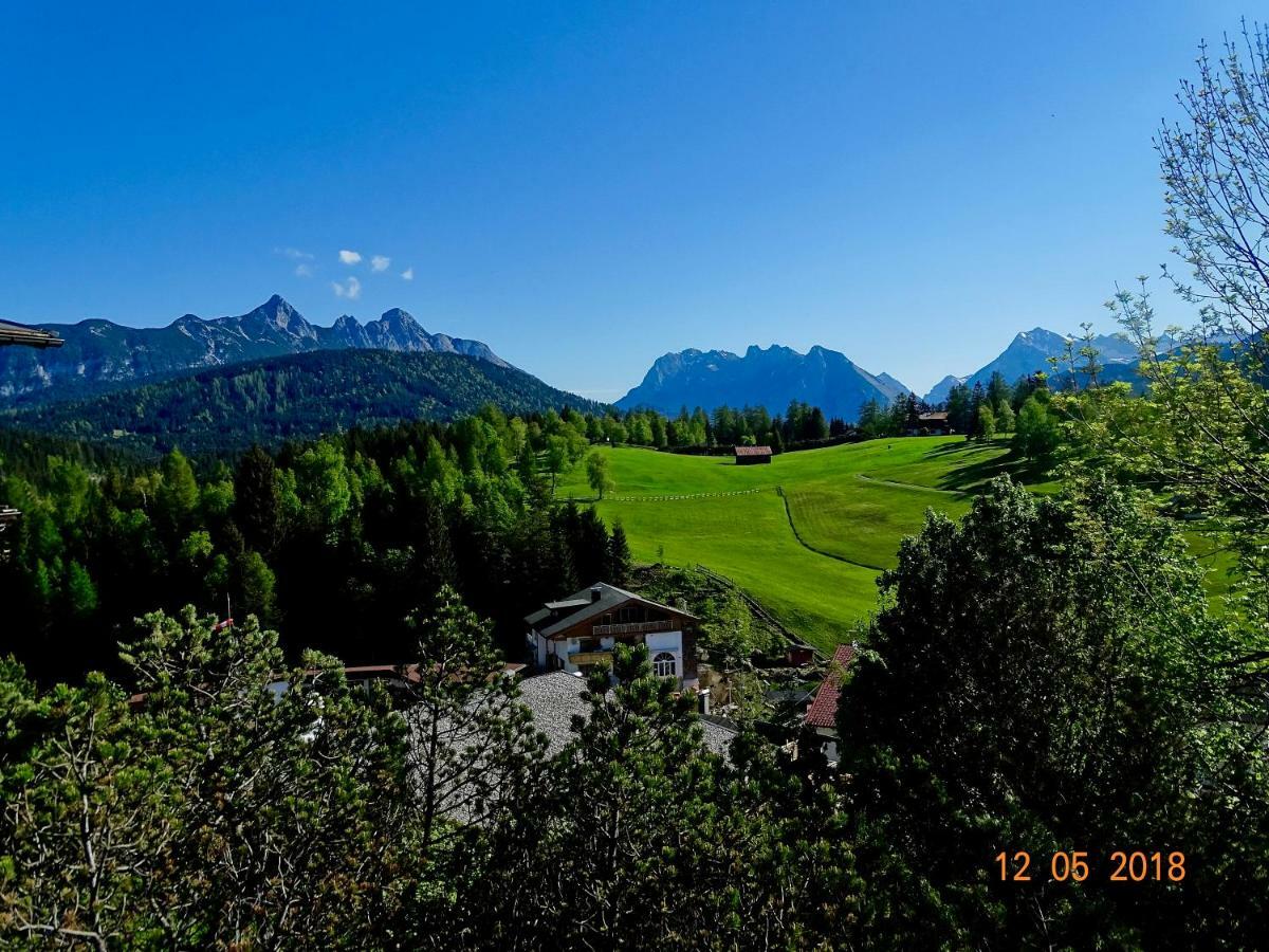 Emerald Apartment Seefeld in Tirol Exterior foto